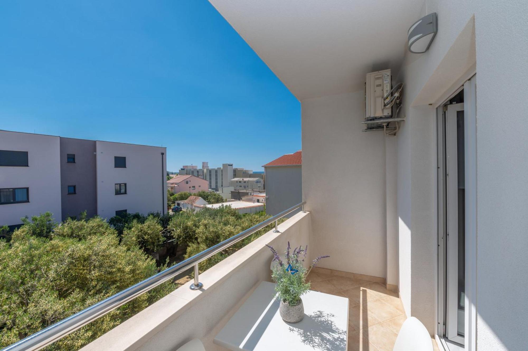 Apartmants Sestic Tučepi Exterior foto