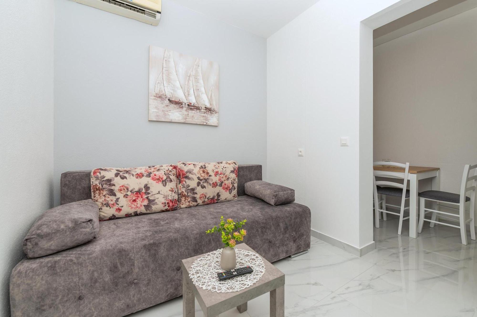 Apartmants Sestic Tučepi Exterior foto